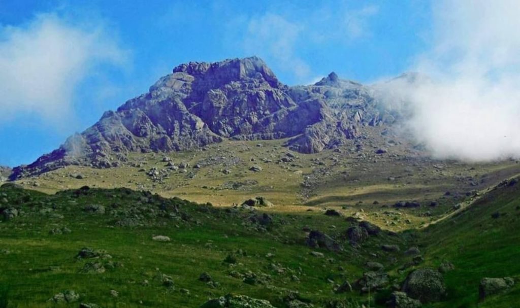Մեծ Քիրս լեռն Արցախում